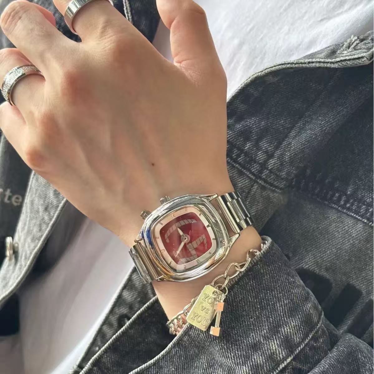 The Millennium Retro Style Men - đánh giá và giá Vintage Watch Collecting