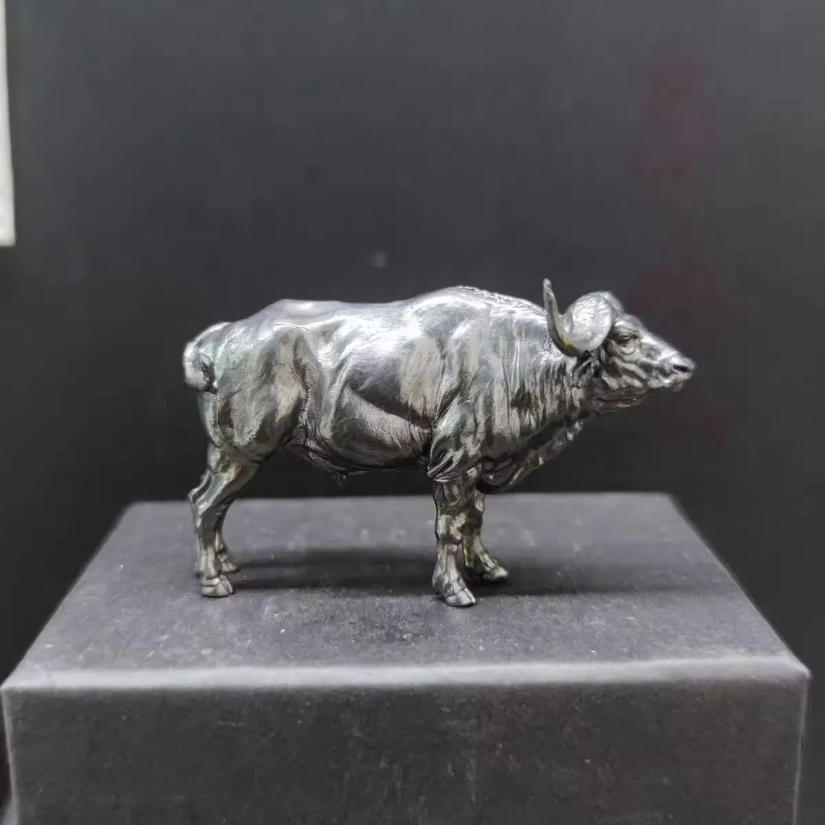 Brass African Buffalo Sculptur - đánh giá và giá Vintage Collectible Furniture