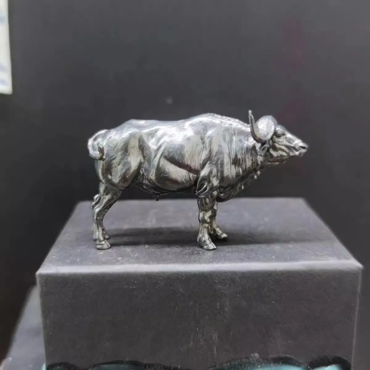 Brass African Buffalo Sculptur - đánh giá và giá Vintage Collectible Furniture