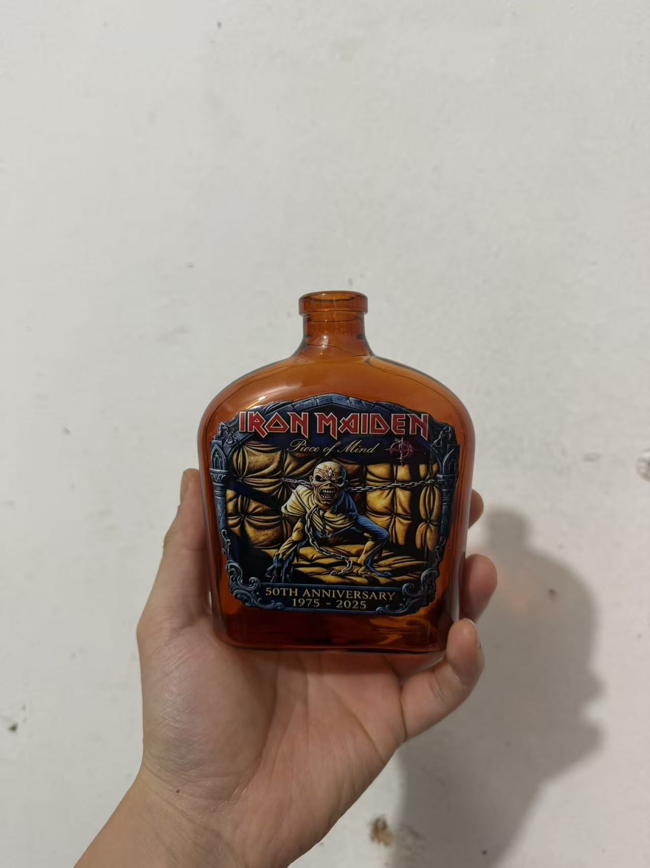 Vintage Rock Themed Mummy Scul - đánh giá và giá Vintage Collectible Liquor Bottles